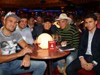 ����� ���� ���� ������ ��� Comedy Club �� ���